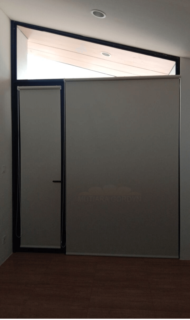 tirai roller blind blackout lippo karawaci