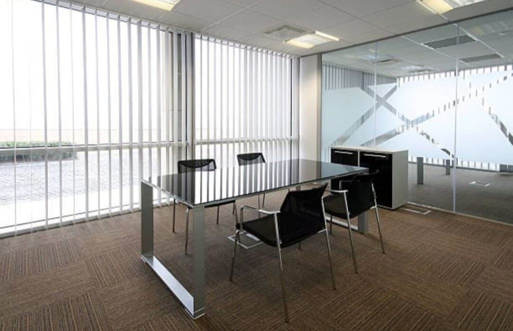 Vertical Blind kantor Alam Sutera