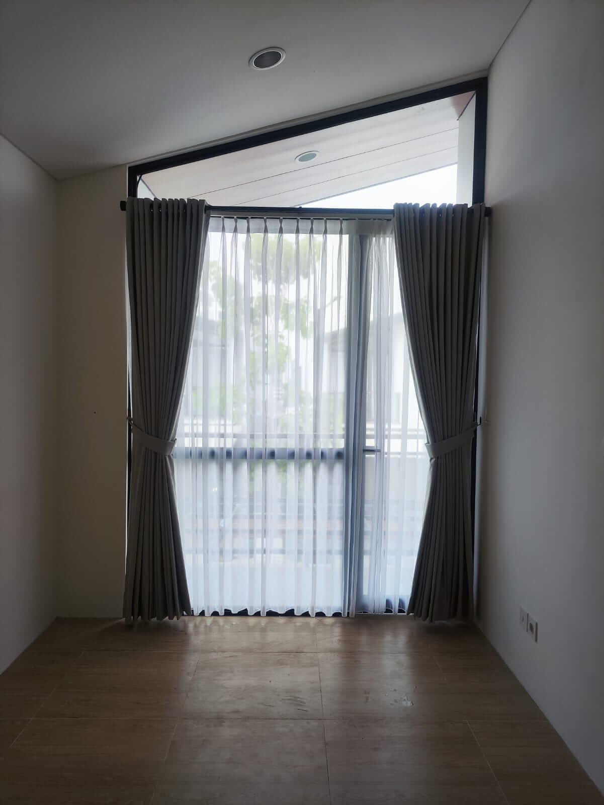 GORDEN PROJECT DI LIPPO KARAWACI 