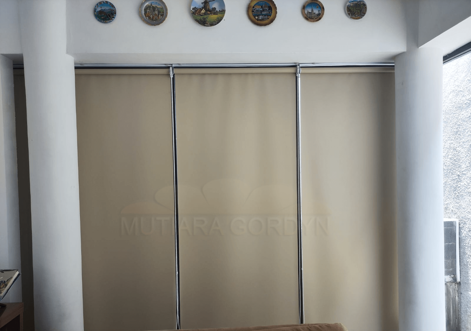 ROLLER BLIND BLACKOUT.NEGLASARI,PERIUK