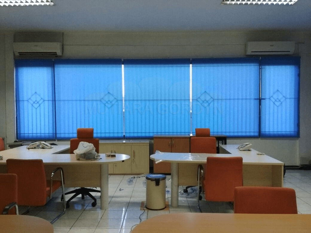 ROLLER BLIND DIMOUT ( BAHAN STANDART )CiPADU,LARANGAN,KREO