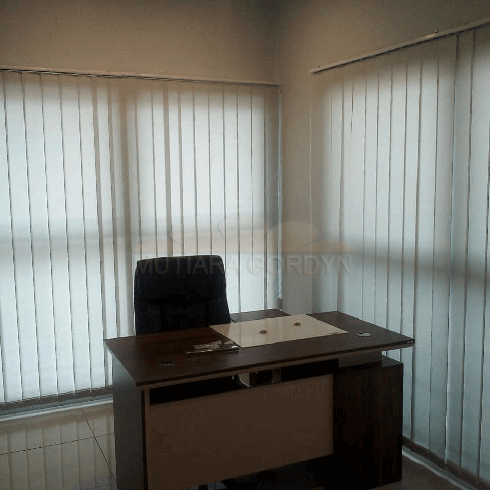 TIRAI VERTICAL BLIND.CIPADU,LARANGAN,KREO