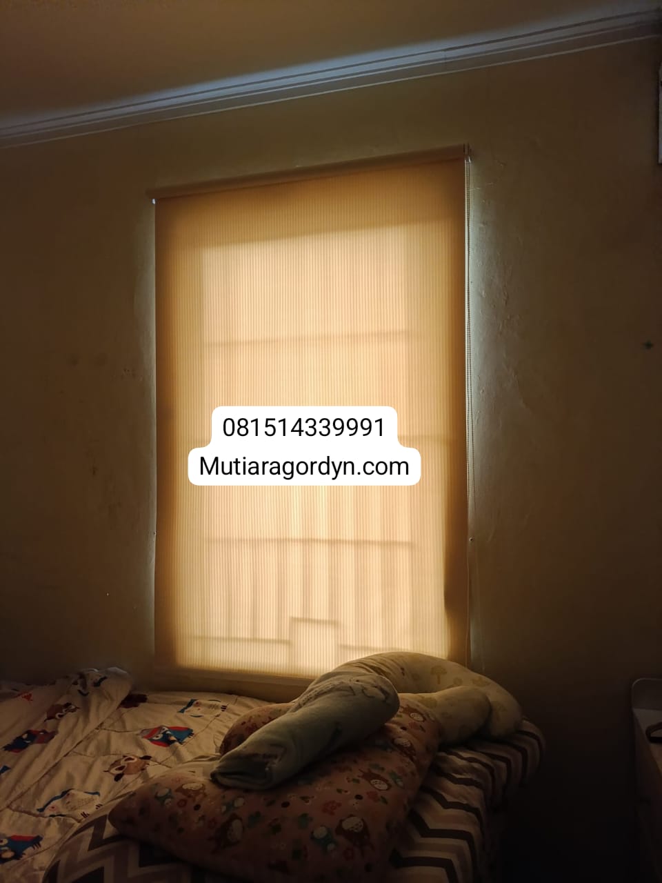 ROLLER BLIND DIMOUT ( BAHAN STANDART )CIKOKOL