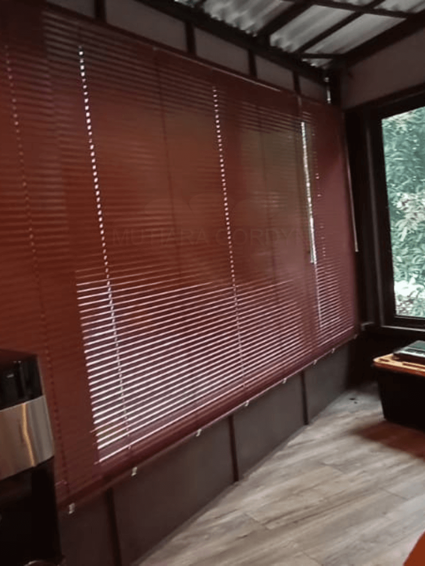WOODEN BLIND | MATERIAL KAYU DAN FULL PVC.SUMMARECON