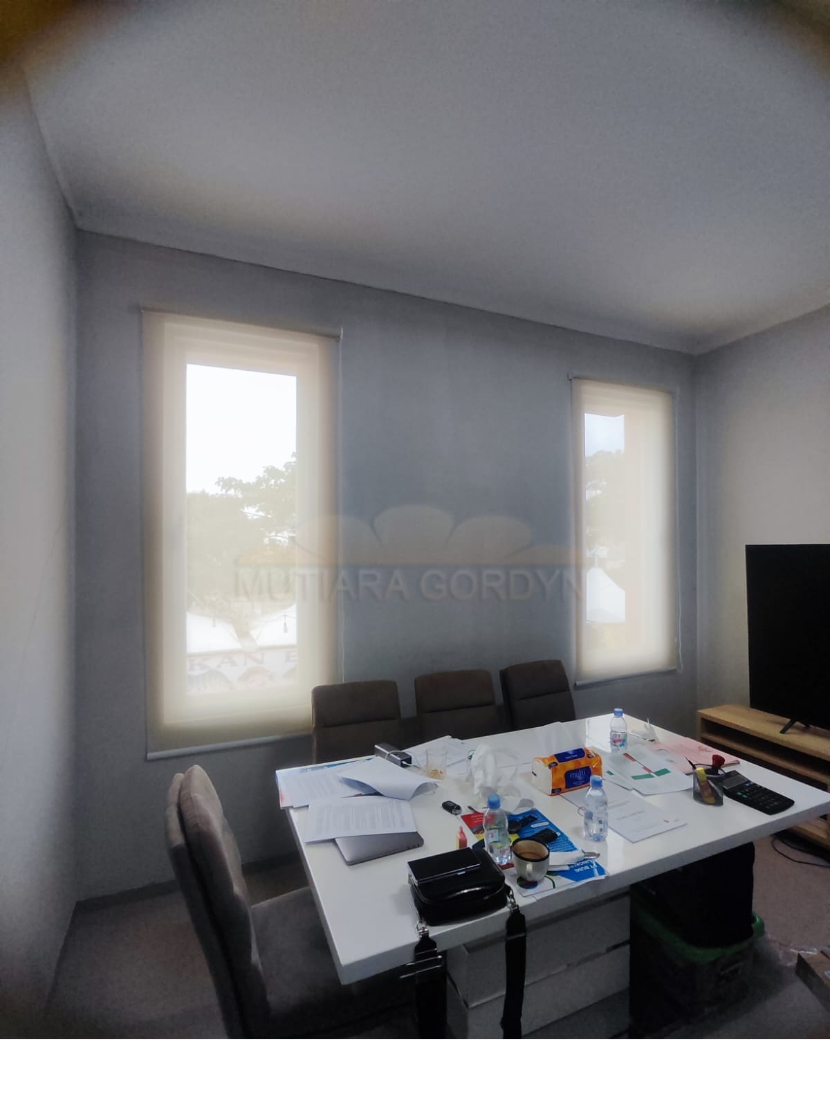 Project Roller blind Blackout kantor di BSD Tangerang