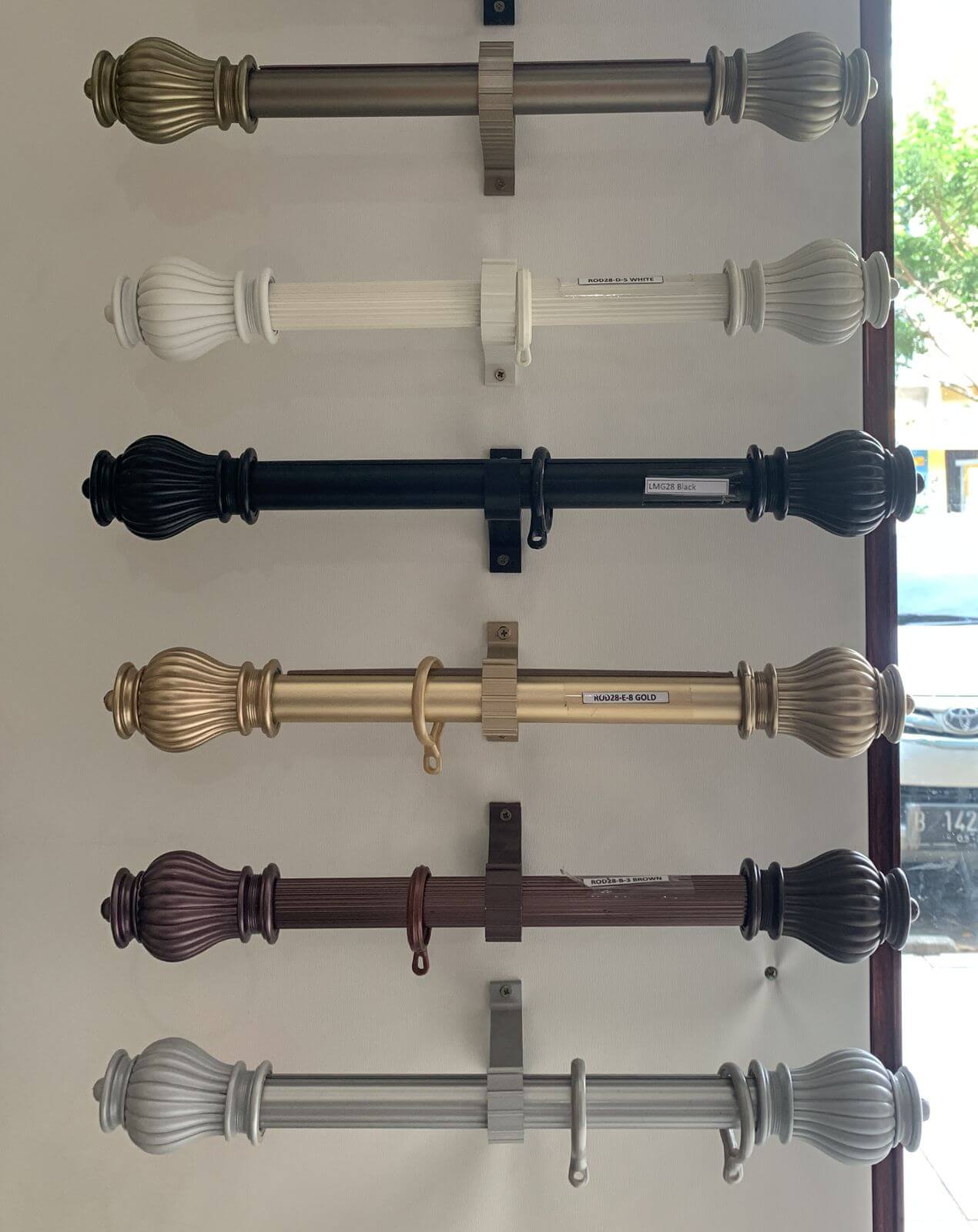 REL GORDEN AKSESORIS GORDEN SMOKERING ,TASSEL DLL.GRAHA RAYA,FORTUNE,REGENCY