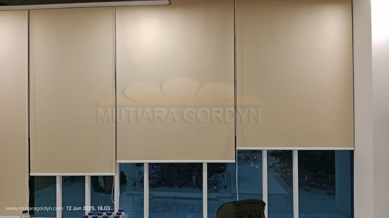 ROLLER BLIND | ROLL BLIND TIRAI GULUNG MODERN.GRAHA RAYA