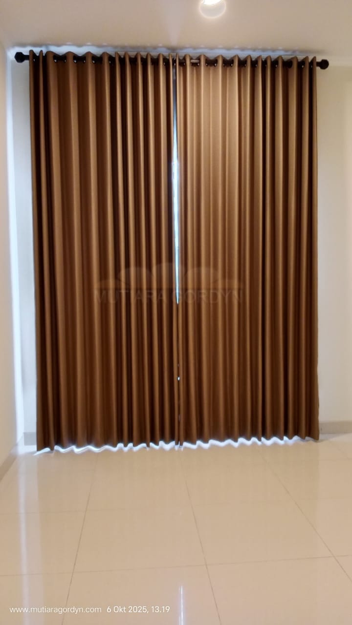Project Pemasangan Gorden & Roller Blind Pelican Timur Gading Serpong