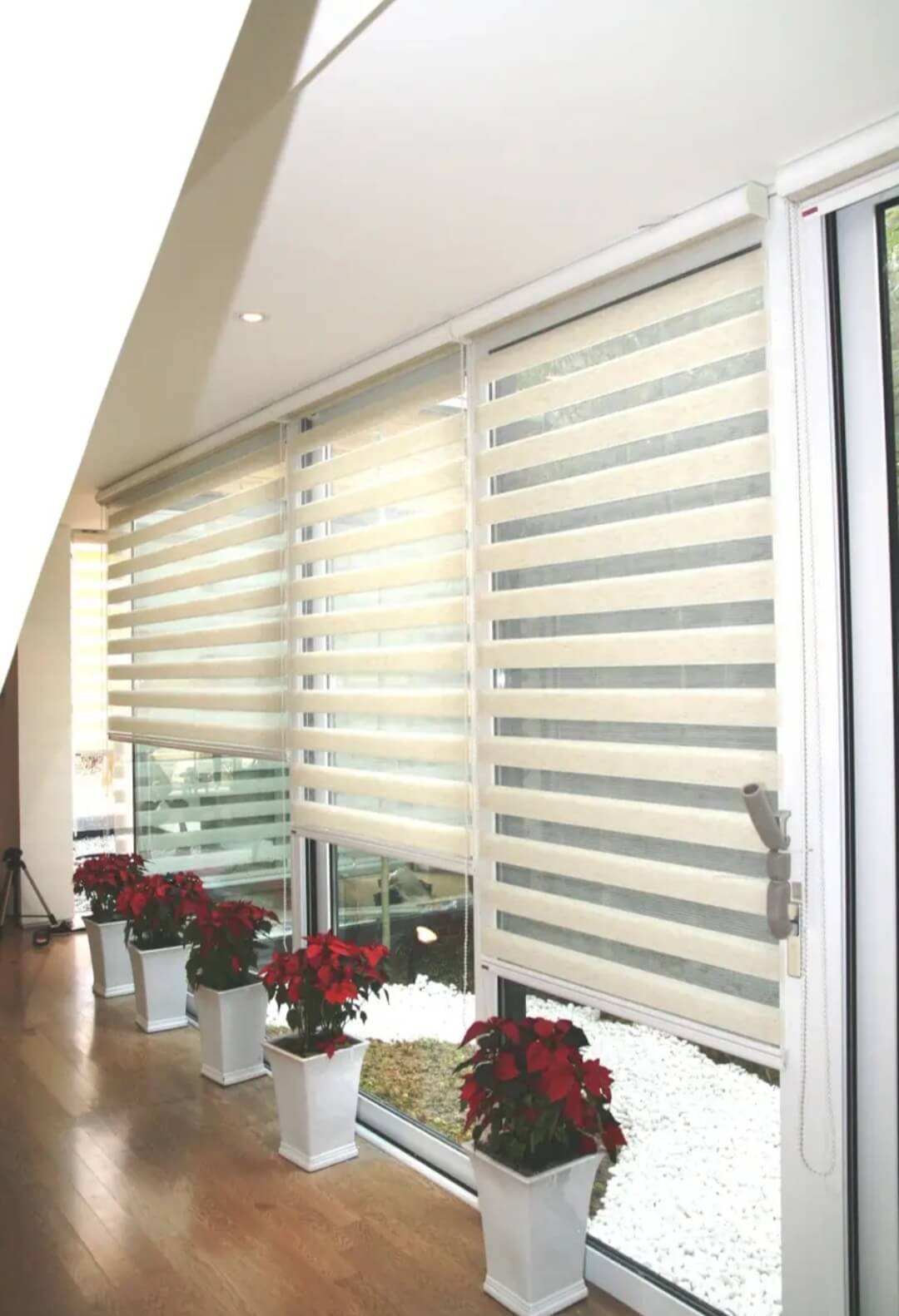 TIRAI GULUNG ZEBRA BLIND.KELAPA DUA VILLA ISLAMIC,VILLA ILHAMI

