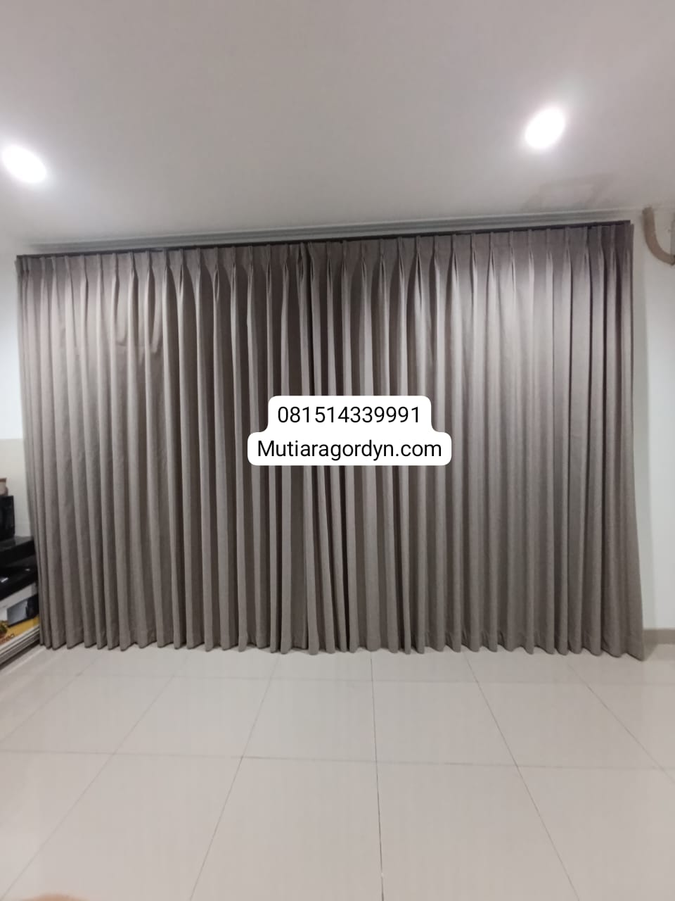 GORDEN BLACKOUT.(ANTI SILAU MATAHARI)PETAMBURAN GROGOL