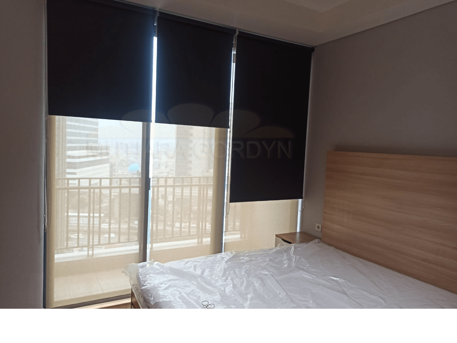ROLLER BLIND BLACKOUT ANTI SILAU MATAHARI.MODERNLAND TAMAN ROYAL