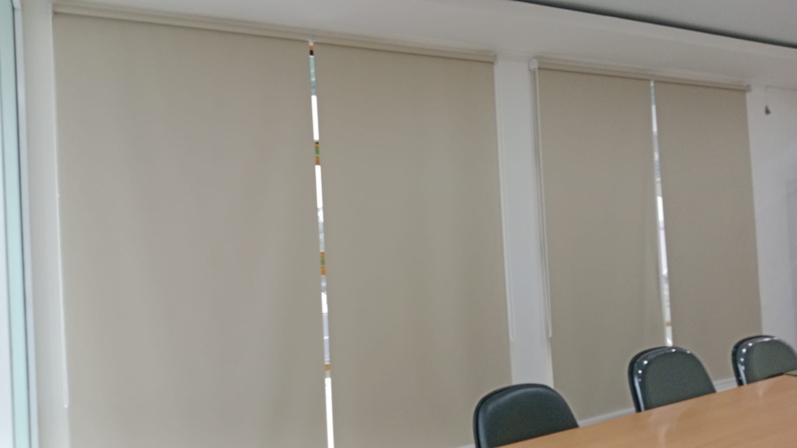 Jasa Roller Blind | Jual Pasang Tirai Gulung di Slipi Palmerah
