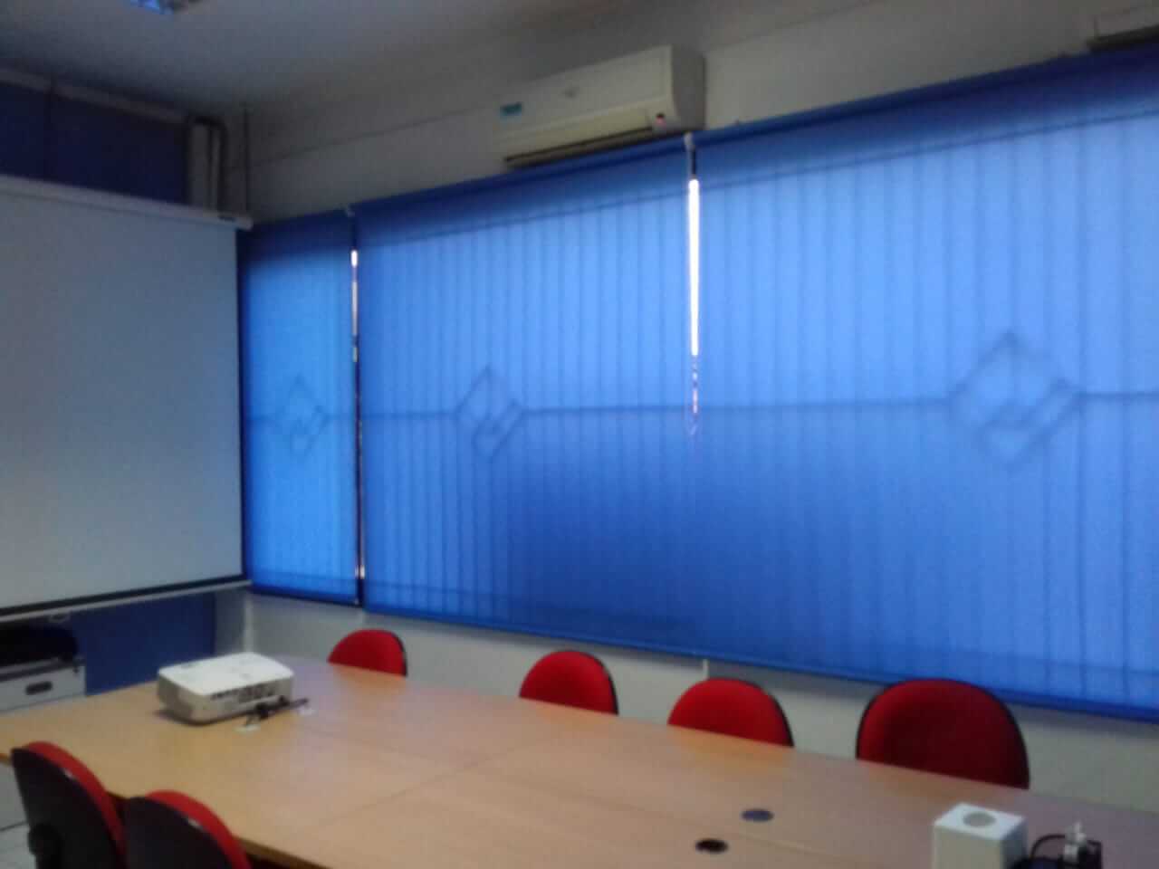 Roller Blind Dimout