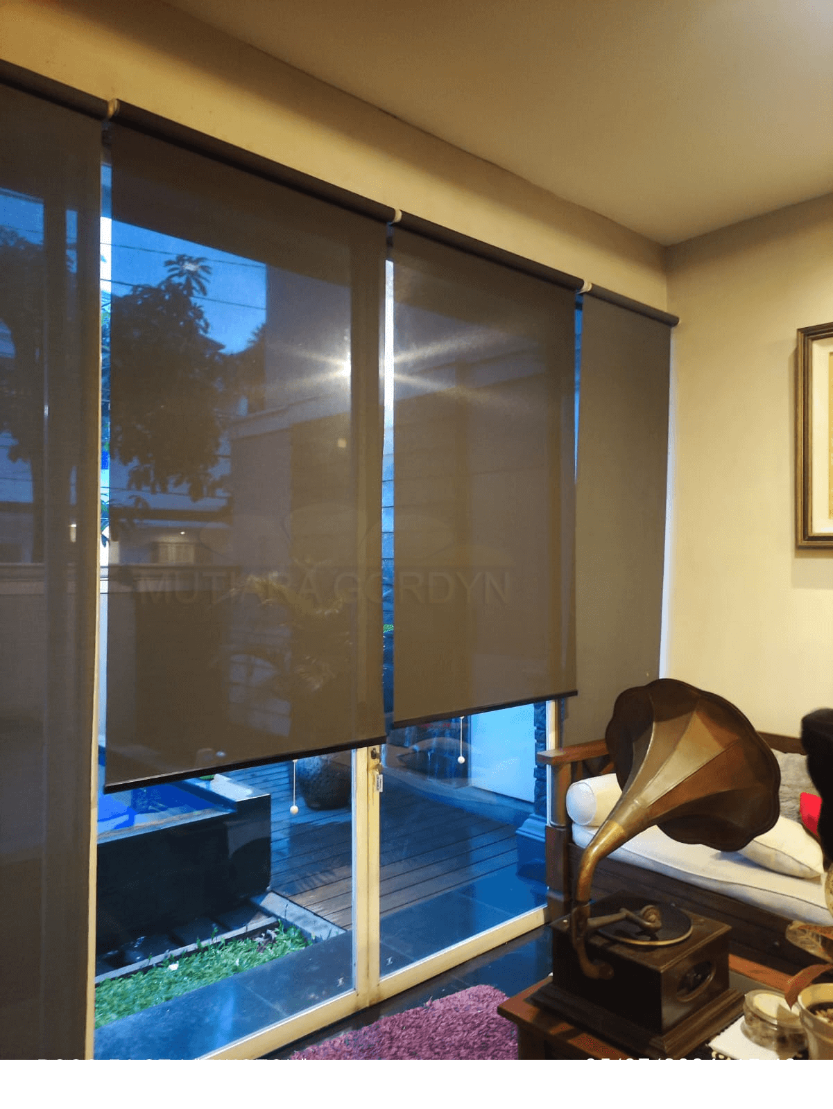 roller blind Solar Screen Transfaran jagakarsa