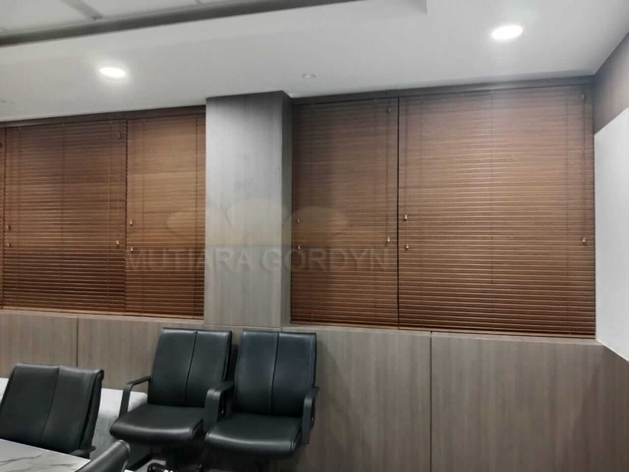 Pilihan Material Wooden Blind Berkualitas di Balaraja
