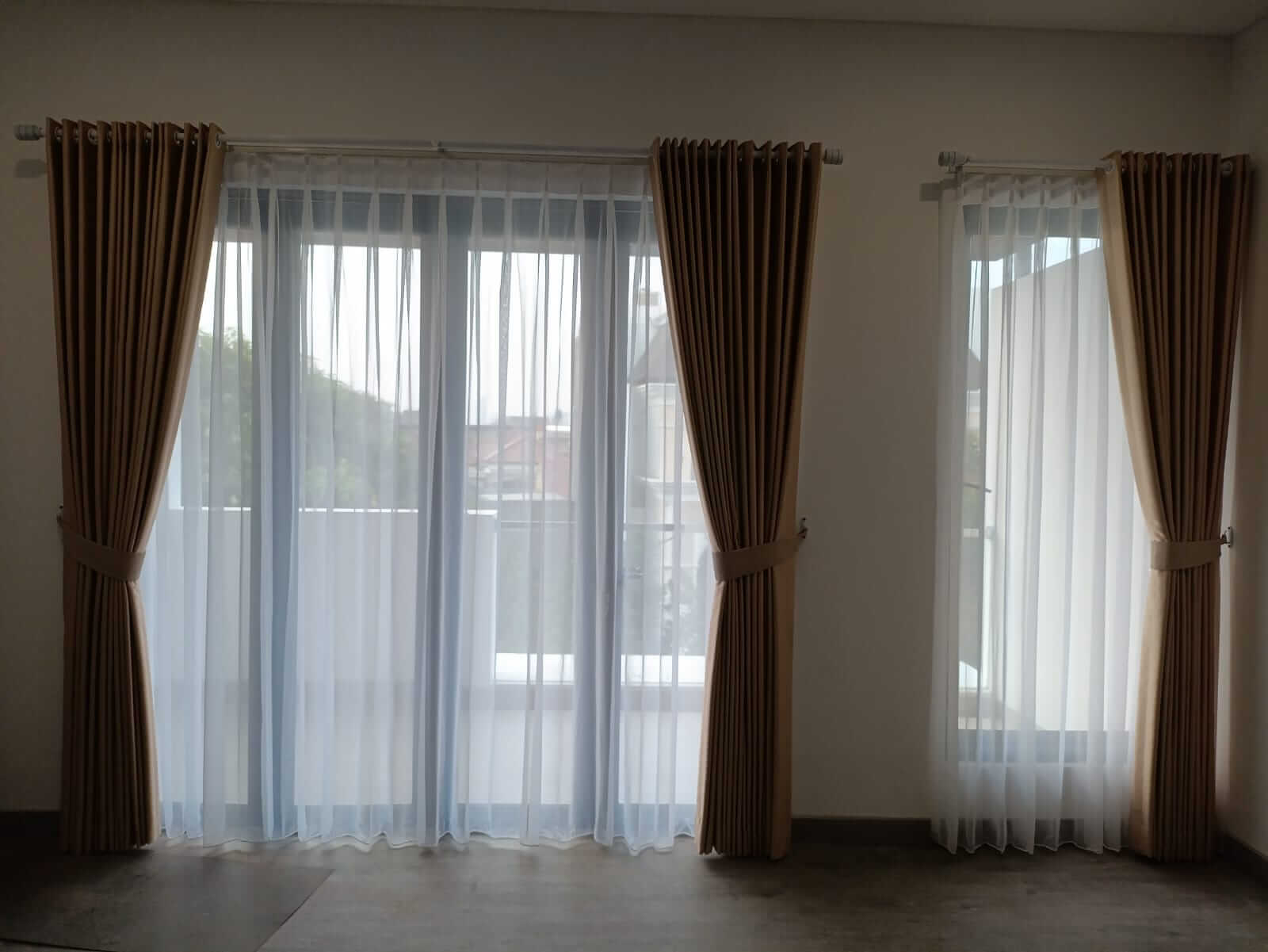 pemasangan Roller Blind & Gorden Pejaten Jakarta selatan Mutiara Gordyn