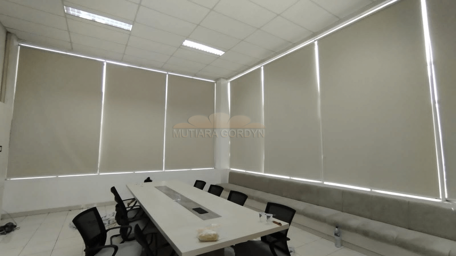 project pasang Roller blind PT Dextone jurumudi Tangerang